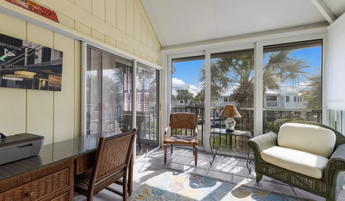 3 Bedrooms Bedrooms, 0 ,3 BathroomsBathrooms,Residential,For Sale,0,D6144567