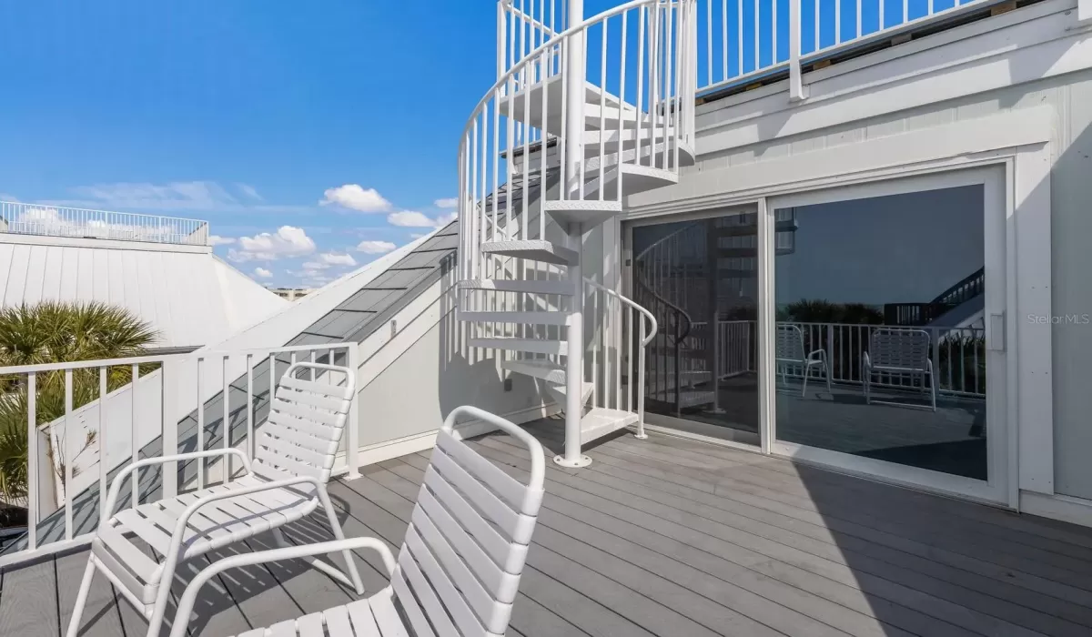 3 Bedrooms Bedrooms, 0 ,3 BathroomsBathrooms,Residential,For Sale,0,D6144567