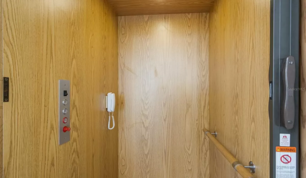 3 Bedrooms Bedrooms, 0 ,3 BathroomsBathrooms,Residential,For Sale,0,D6144567