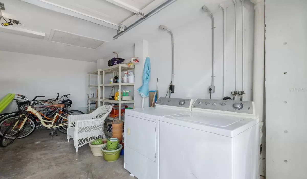 3 Bedrooms Bedrooms, 0 ,3 BathroomsBathrooms,Residential,For Sale,0,D6144567