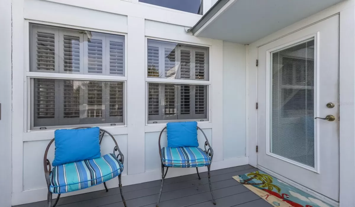 3 Bedrooms Bedrooms, 0 ,3 BathroomsBathrooms,Residential,For Sale,0,D6144567