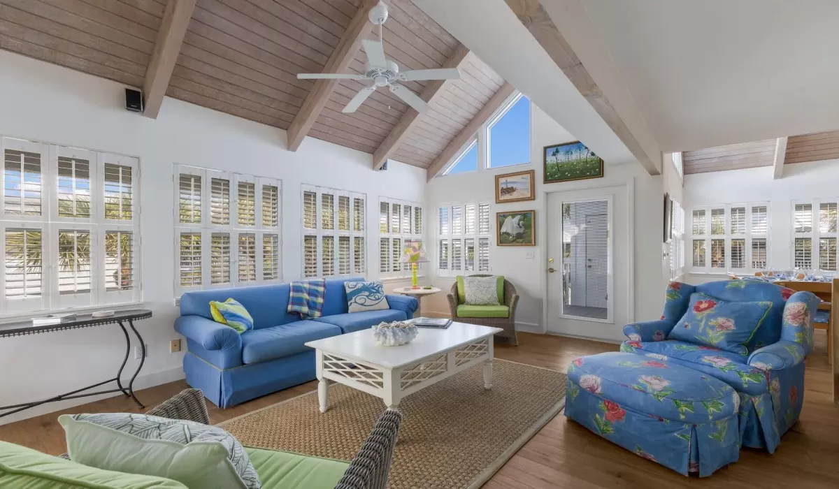 3 Bedrooms Bedrooms, 0 ,3 BathroomsBathrooms,Residential,For Sale,0,D6144567