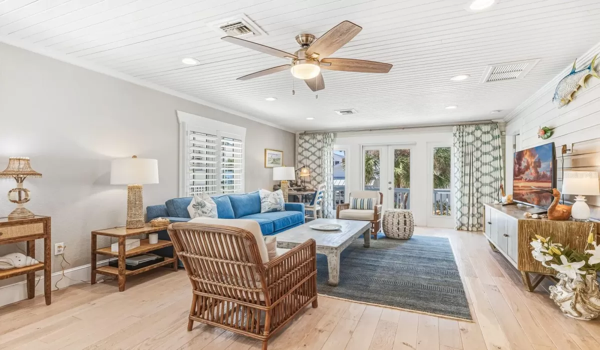 3 Bedrooms Bedrooms, 0 ,2 BathroomsBathrooms,Residential,Pending,0,D6144615