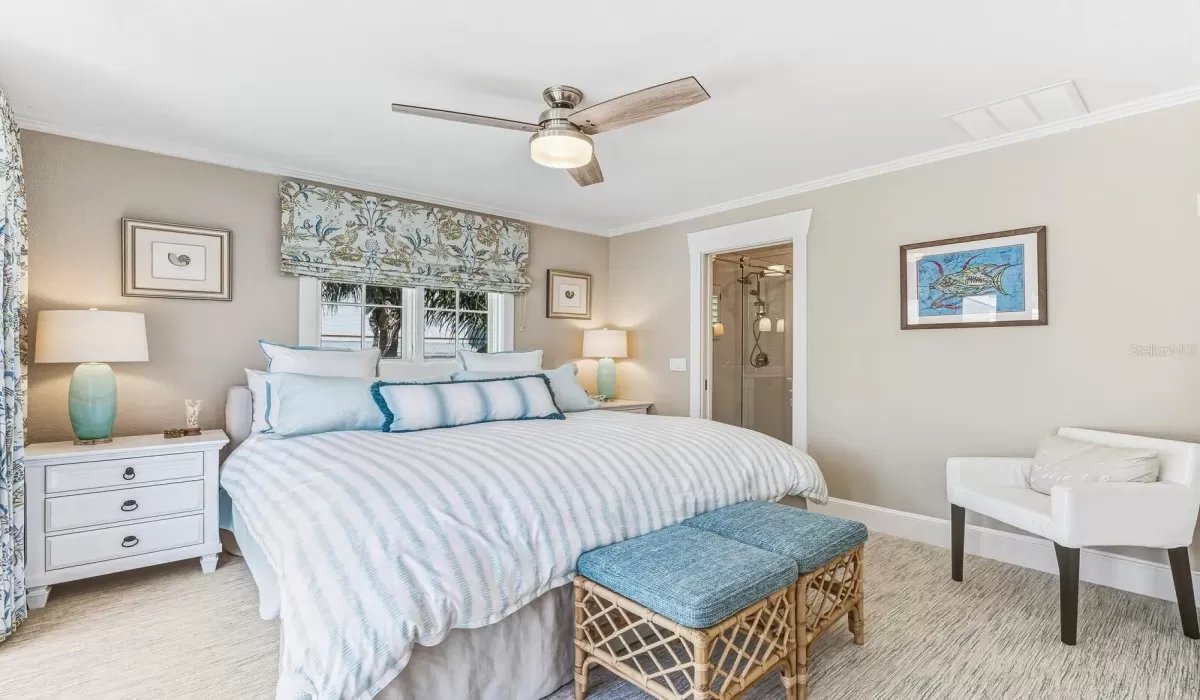 3 Bedrooms Bedrooms, 0 ,2 BathroomsBathrooms,Residential,Pending,0,D6144615