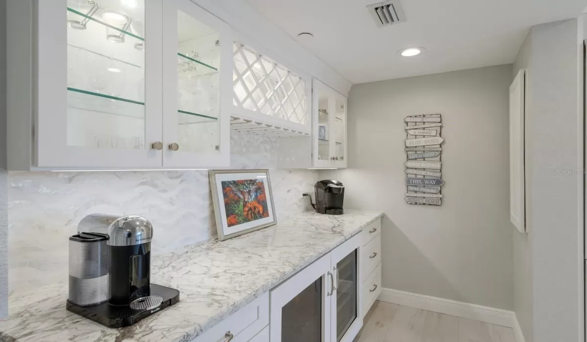 3 Bedrooms Bedrooms, 0 ,3 BathroomsBathrooms,Residential,For Sale,0,D6144856