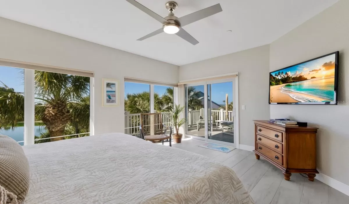 3 Bedrooms Bedrooms, 0 ,3 BathroomsBathrooms,Residential,For Sale,0,D6144856