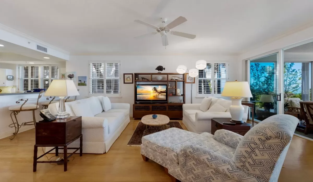 3 Bedrooms Bedrooms, 0 ,3 BathroomsBathrooms,Residential,For Sale,0,D6144921