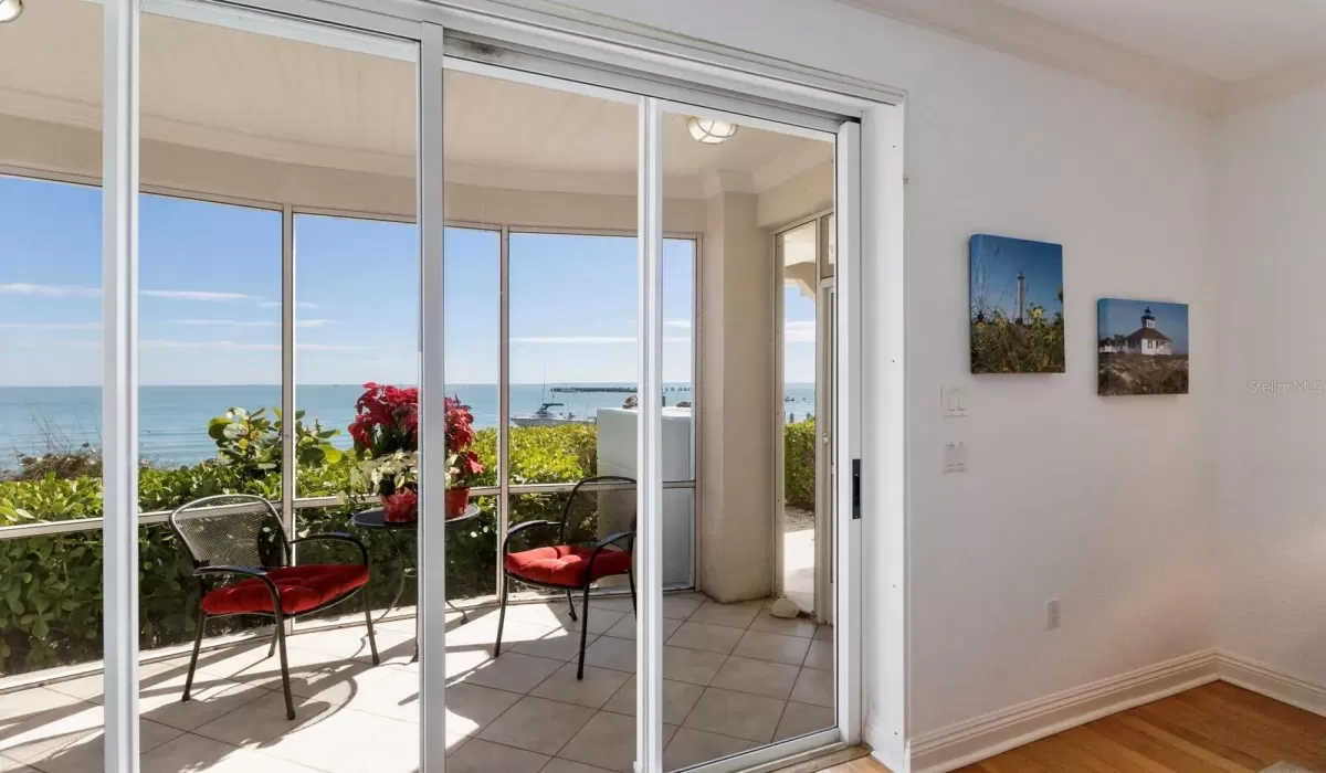 3 Bedrooms Bedrooms, 0 ,3 BathroomsBathrooms,Residential,For Sale,0,D6144921