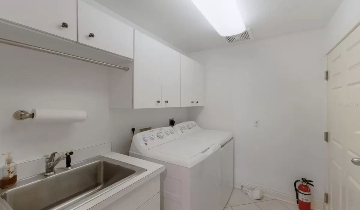 3 Bedrooms Bedrooms, 0 ,3 BathroomsBathrooms,Residential,For Sale,0,D6144921