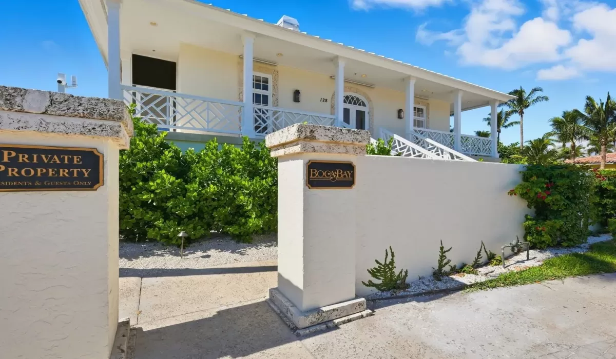 3 Bedrooms Bedrooms, 0 ,3 BathroomsBathrooms,Residential,For Sale,0,D6144921