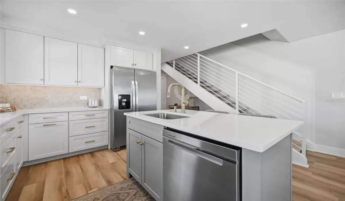 3 Bedrooms Bedrooms, 0 ,3 BathroomsBathrooms,Residential,For Sale,0,D6144962