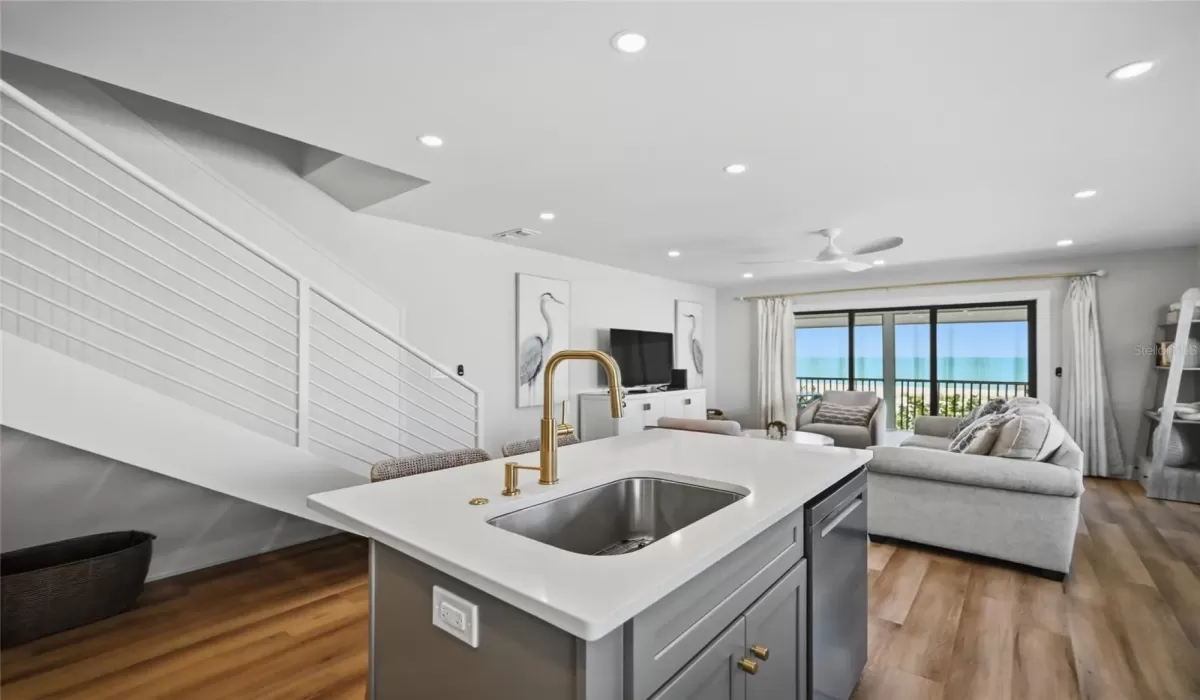 3 Bedrooms Bedrooms, 0 ,3 BathroomsBathrooms,Residential,For Sale,0,D6144962