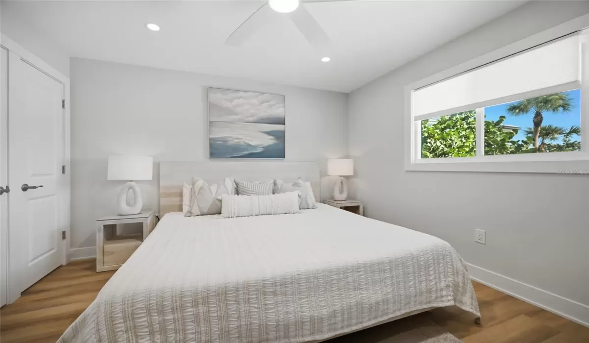 3 Bedrooms Bedrooms, 0 ,3 BathroomsBathrooms,Residential,For Sale,0,D6144962