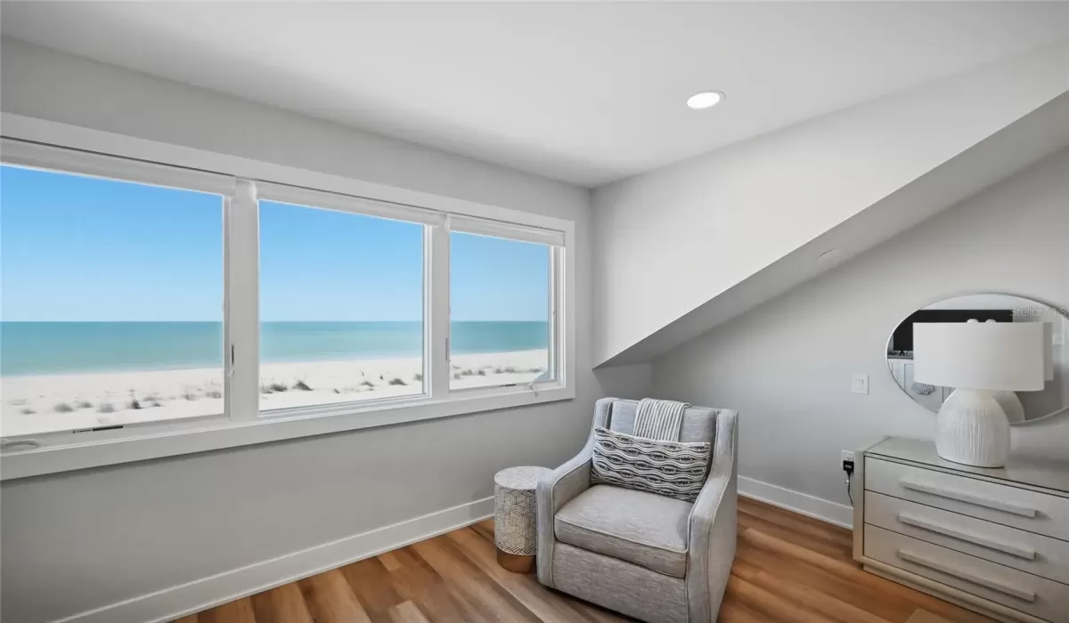 3 Bedrooms Bedrooms, 0 ,3 BathroomsBathrooms,Residential,For Sale,0,D6144962