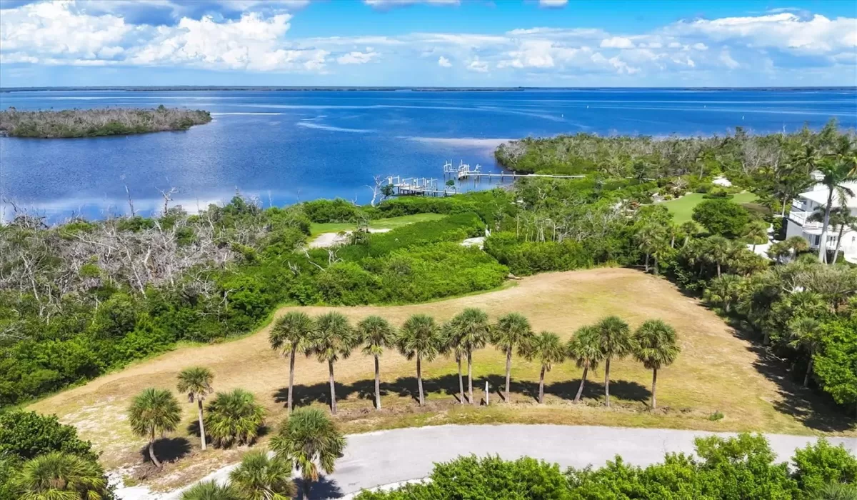 0 , 0 ,0,Land,For Sale,0,D6145003