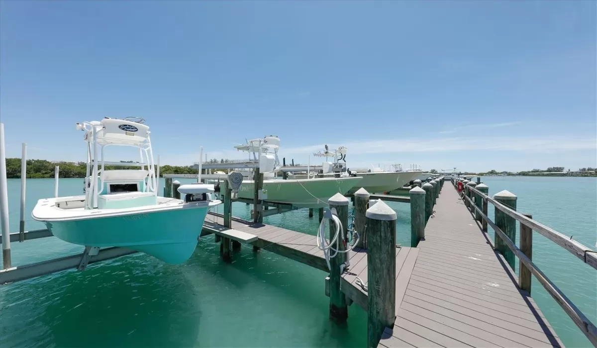 2 Bedrooms Bedrooms, 0 ,2 BathroomsBathrooms,Residential,For Sale,0,D6145072