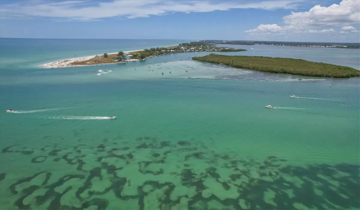 2 Bedrooms Bedrooms, 0 ,2 BathroomsBathrooms,Residential,For Sale,0,D6145072