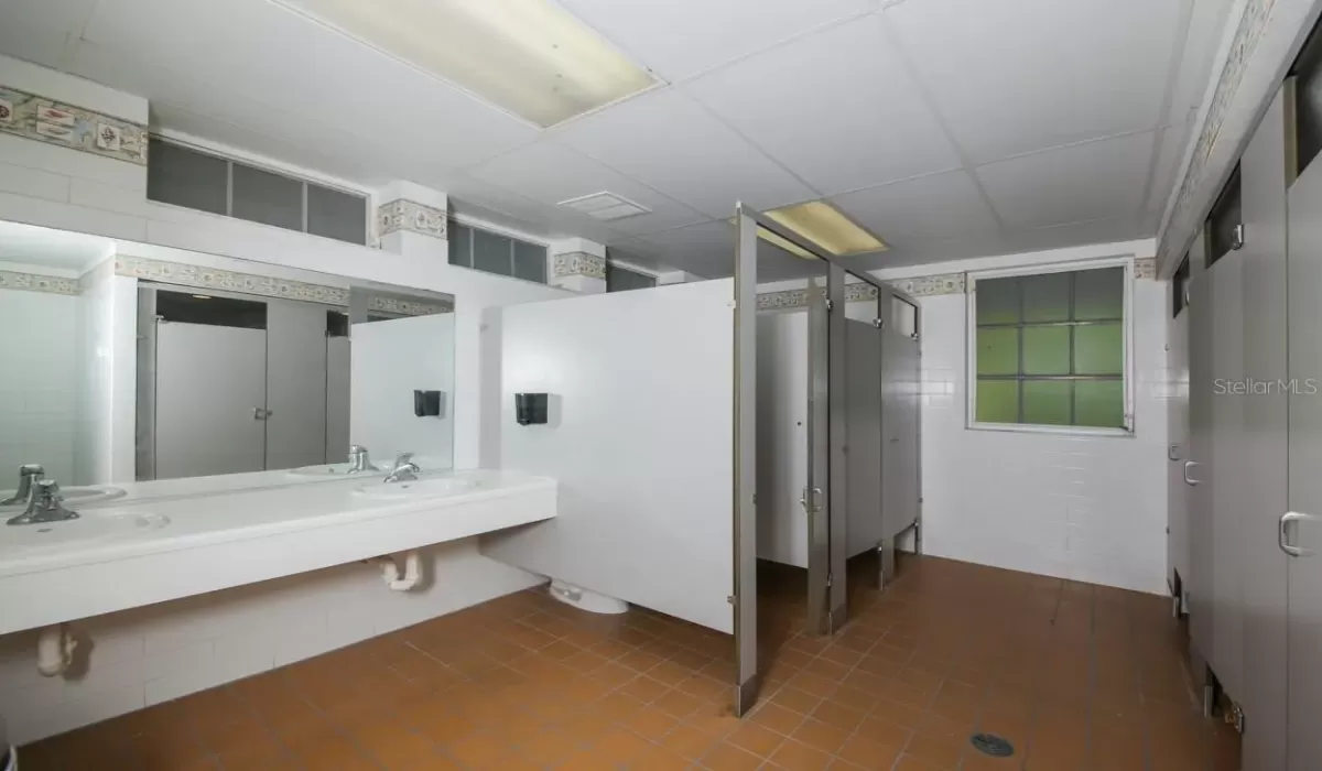 0 , 0 ,0,Residential,For Sale,0,D6145187