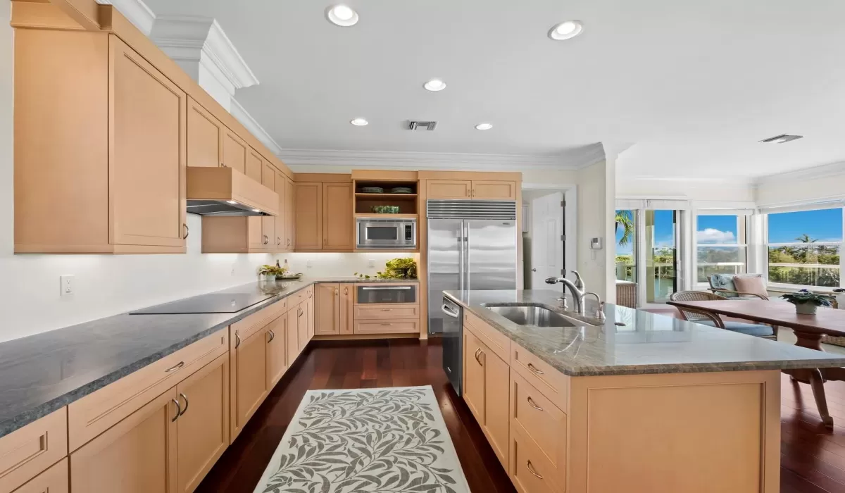 5 Bedrooms Bedrooms, 0 ,5 BathroomsBathrooms,Residential,For Sale,0,D6145104