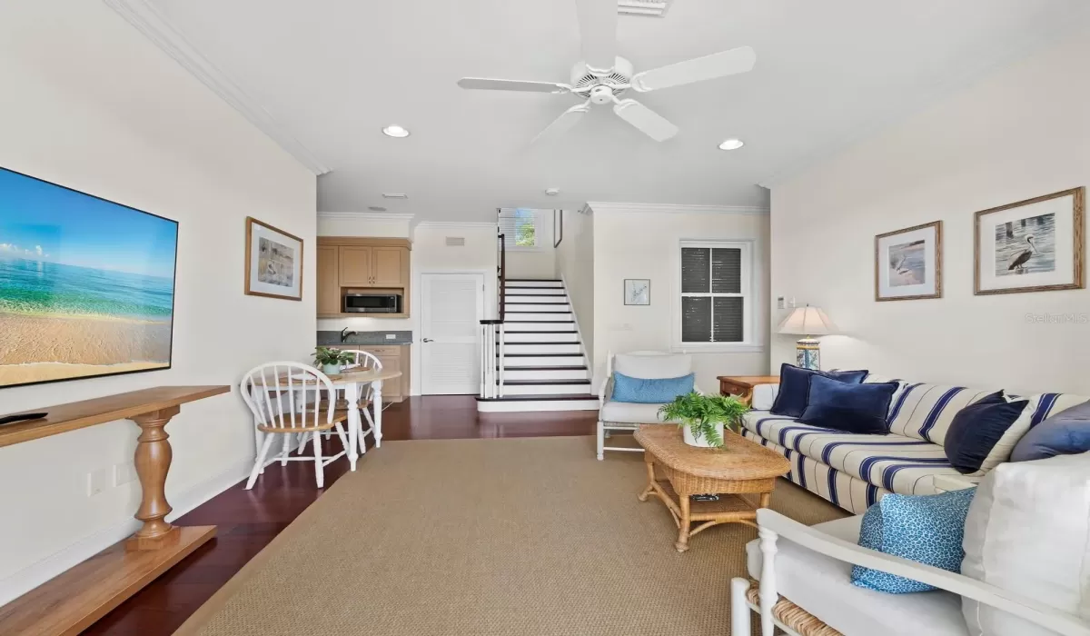 5 Bedrooms Bedrooms, 0 ,5 BathroomsBathrooms,Residential,For Sale,0,D6145104