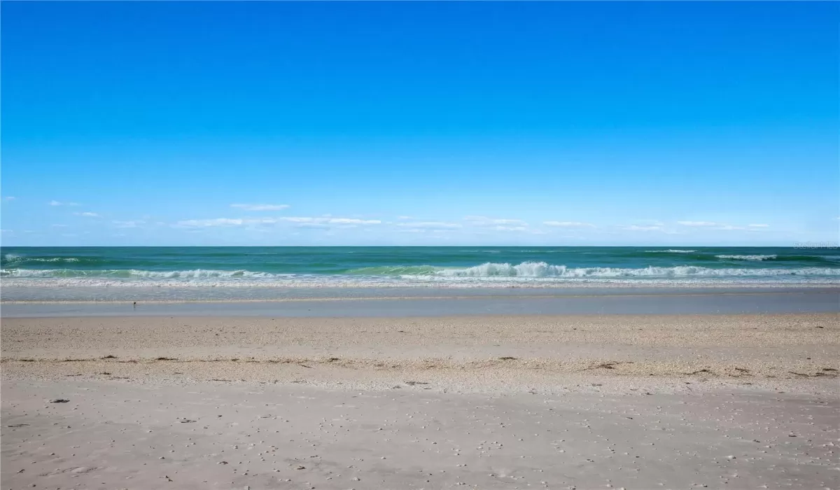 2 Bedrooms Bedrooms, 0 ,2 BathroomsBathrooms,Residential,For Sale,0,D6145260