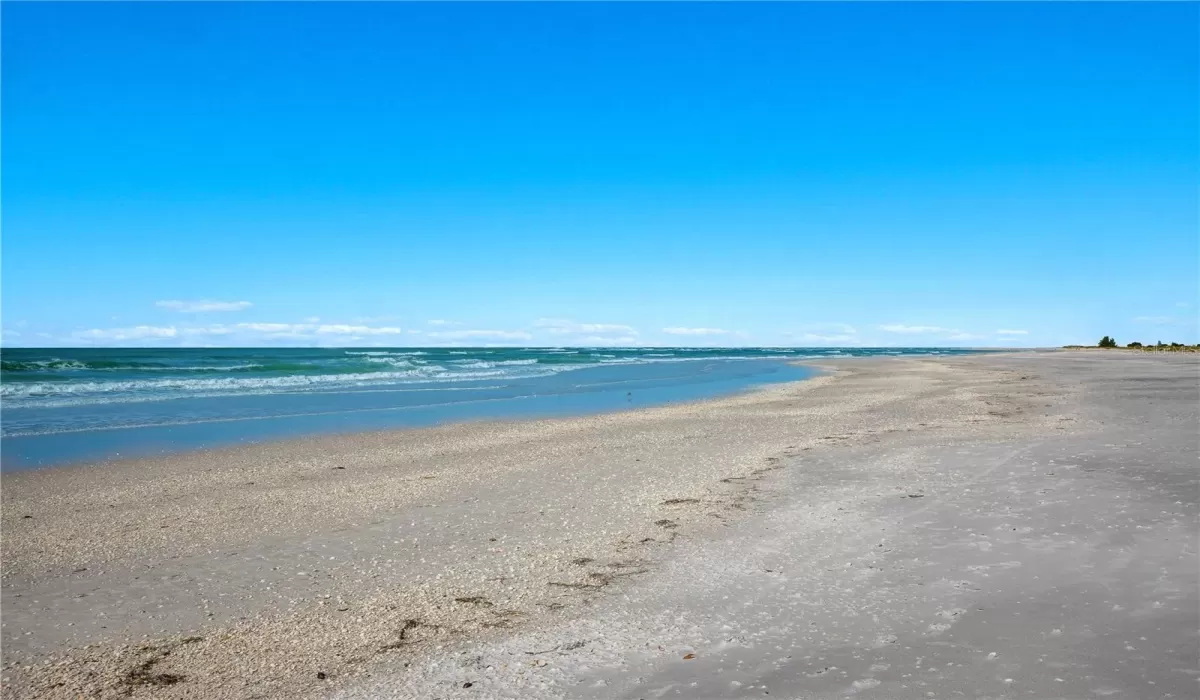 2 Bedrooms Bedrooms, 0 ,2 BathroomsBathrooms,Residential,For Sale,0,D6145260