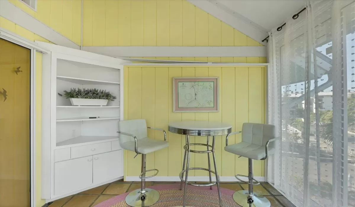 3 Bedrooms Bedrooms, 0 ,3 BathroomsBathrooms,Residential,For Sale,0,D6145233