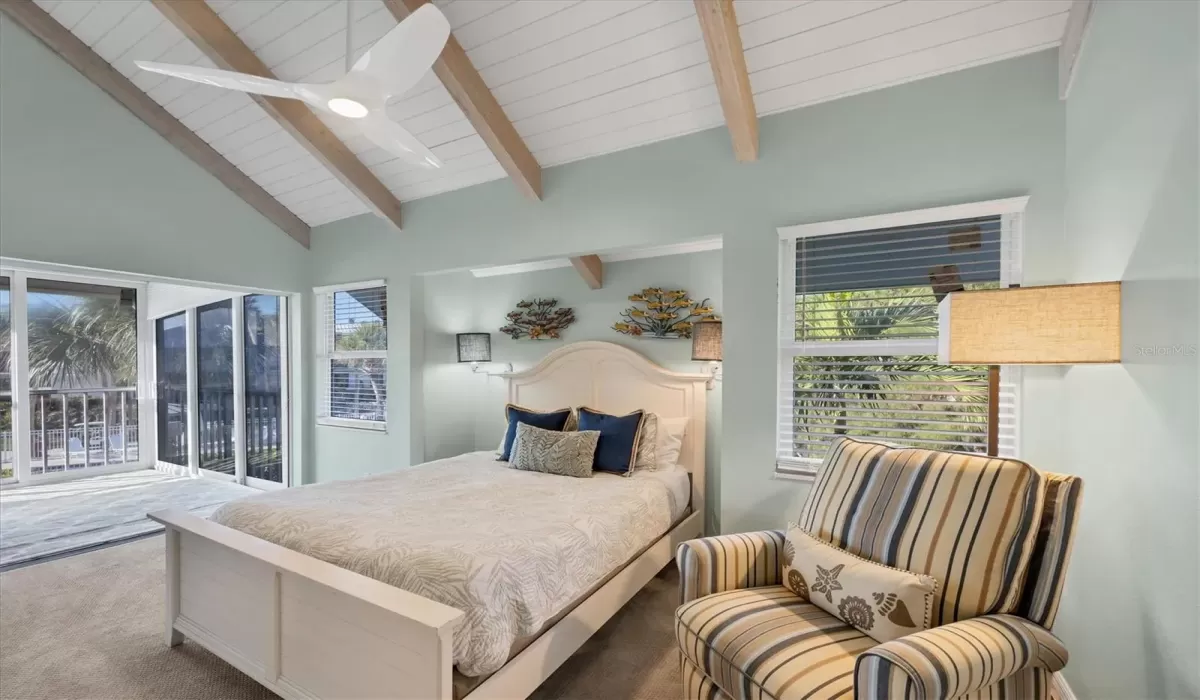 Guest Bedroom Main Level!