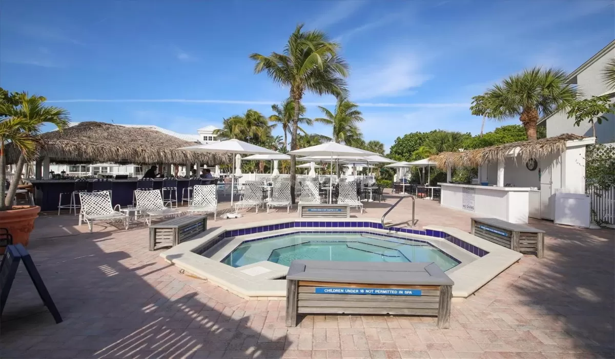 Spa and Pool Area with Towel Service!