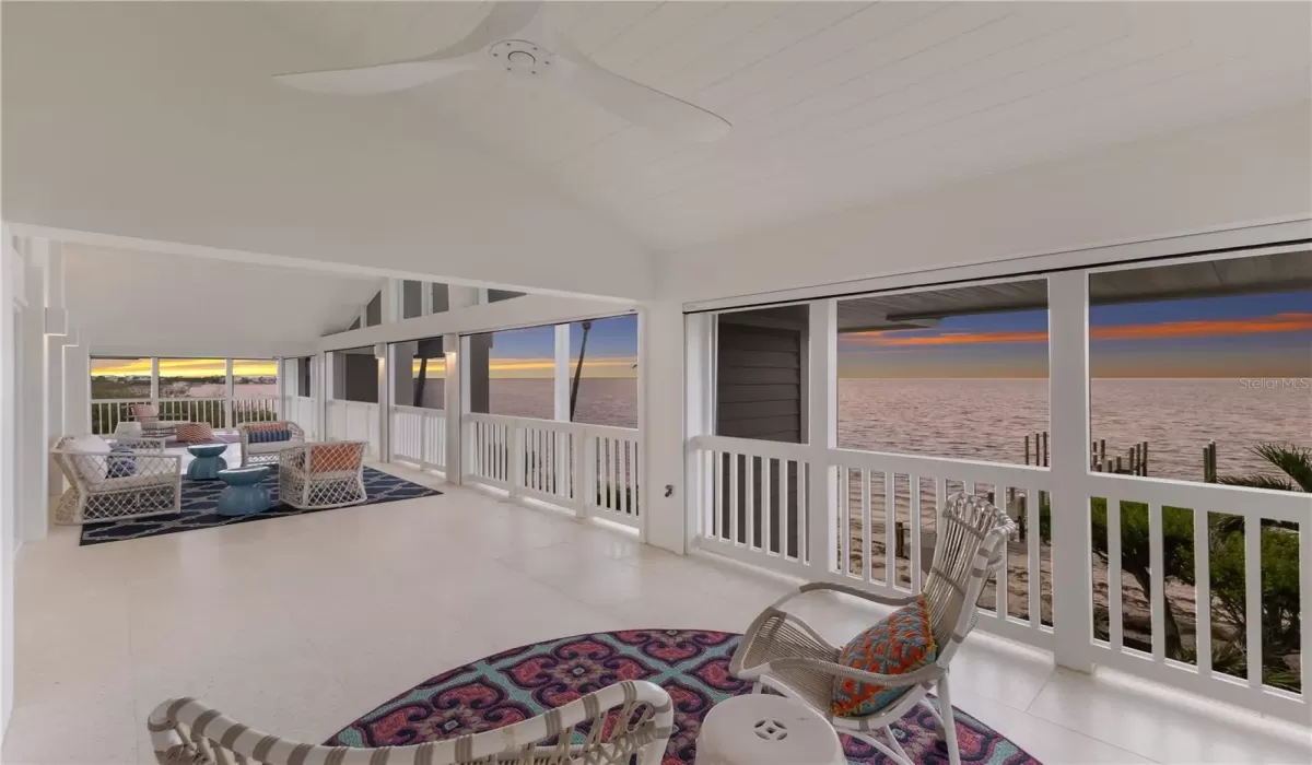 4 Bedrooms Bedrooms, 0 ,3 BathroomsBathrooms,Residential,For Sale,0,D6145154