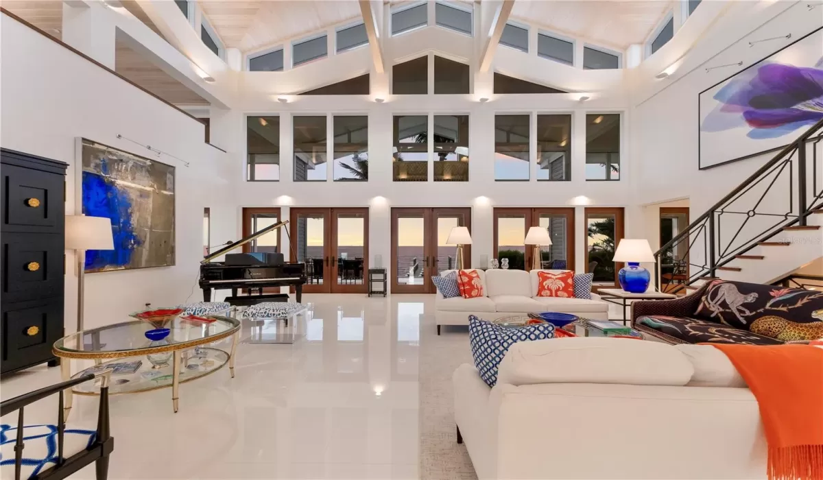 4 Bedrooms Bedrooms, 0 ,3 BathroomsBathrooms,Residential,For Sale,0,D6145154