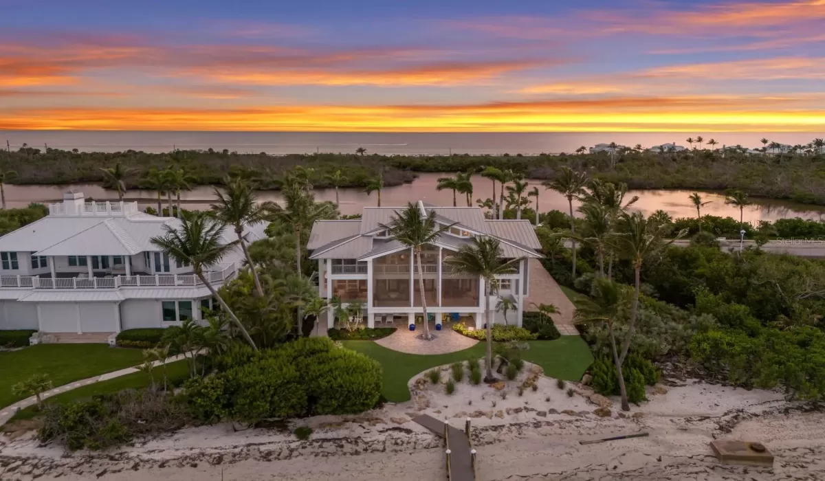 4 Bedrooms Bedrooms, 0 ,3 BathroomsBathrooms,Residential,For Sale,0,D6145154