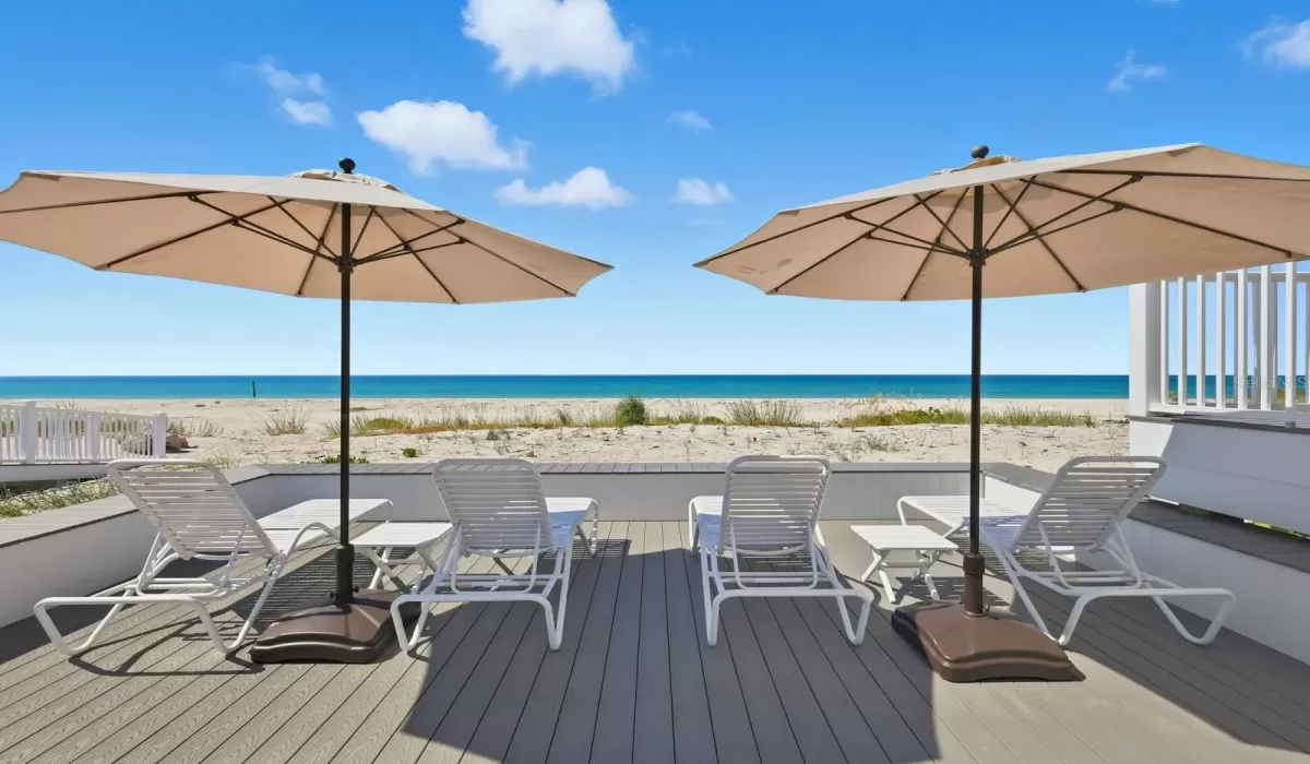 4 Bedrooms Bedrooms, 0 ,3 BathroomsBathrooms,Residential,For Sale,0,D6145154