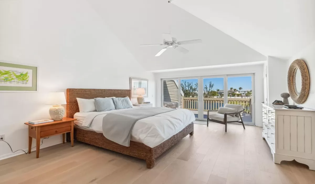 3 Bedrooms Bedrooms, 0 ,3 BathroomsBathrooms,Residential,For Sale,0,D6145319