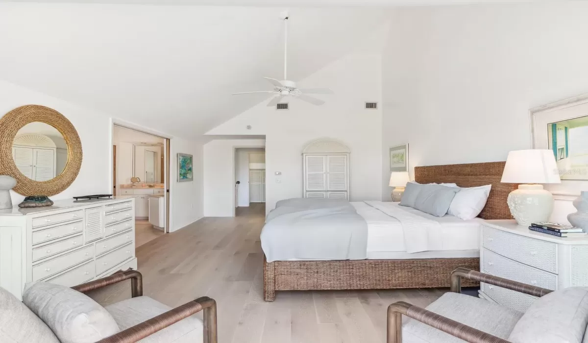 3 Bedrooms Bedrooms, 0 ,3 BathroomsBathrooms,Residential,For Sale,0,D6145319