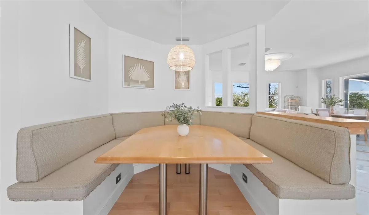 4 Bedrooms Bedrooms, 0 ,4 BathroomsBathrooms,Residential,For Sale,0,TB8458432