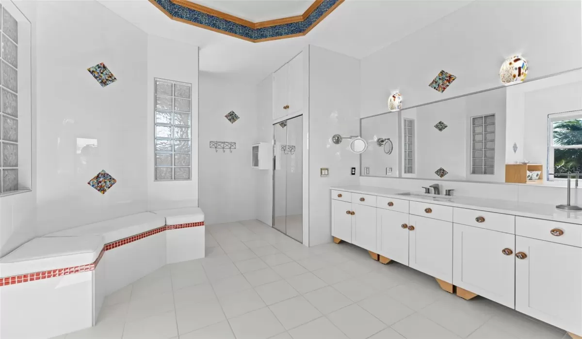 4 Bedrooms Bedrooms, 0 ,4 BathroomsBathrooms,Residential,For Sale,0,TB8458432