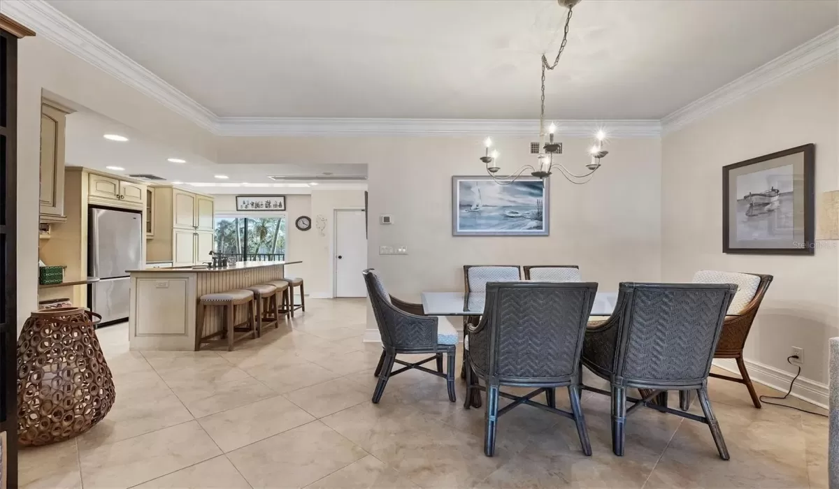 2 Bedrooms Bedrooms, 0 ,2 BathroomsBathrooms,Residential,For Sale,0,D6139754