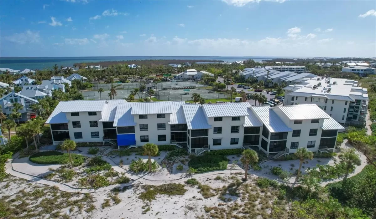 2 Bedrooms Bedrooms, 0 ,2 BathroomsBathrooms,Residential,For Sale,0,D6139754