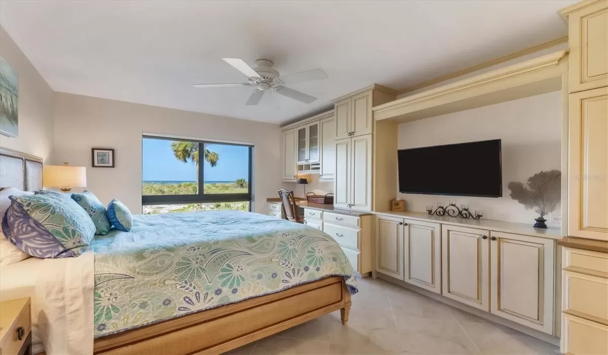 2 Bedrooms Bedrooms, 0 ,2 BathroomsBathrooms,Residential,For Sale,0,D6139754