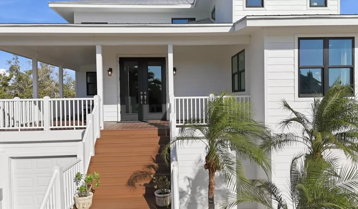 4 Bedrooms Bedrooms, 0 ,2 BathroomsBathrooms,Residential,For Sale,0,D6145351