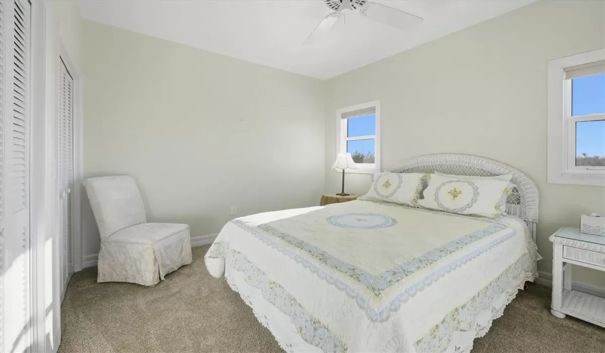 4 Bedrooms Bedrooms, 0 ,2 BathroomsBathrooms,Residential,For Sale,0,D6145351