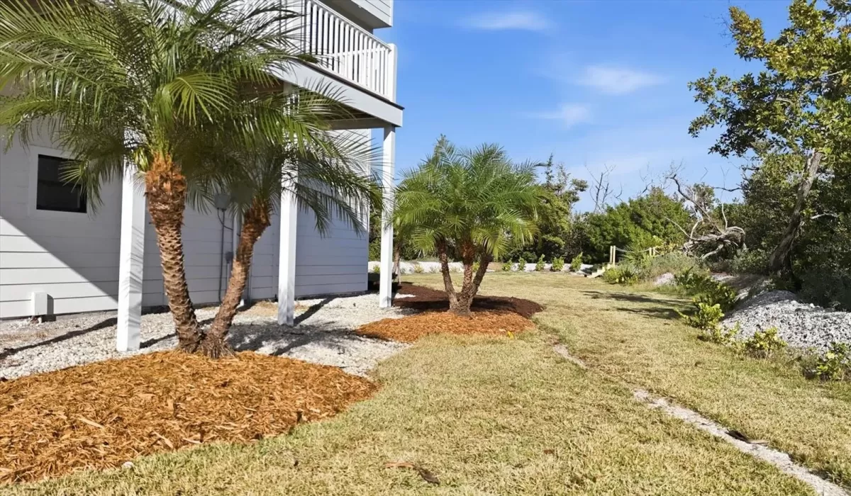 4 Bedrooms Bedrooms, 0 ,2 BathroomsBathrooms,Residential,For Sale,0,D6145351