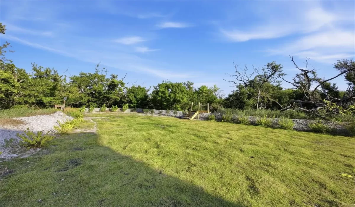 4 Bedrooms Bedrooms, 0 ,2 BathroomsBathrooms,Residential,For Sale,0,D6145351