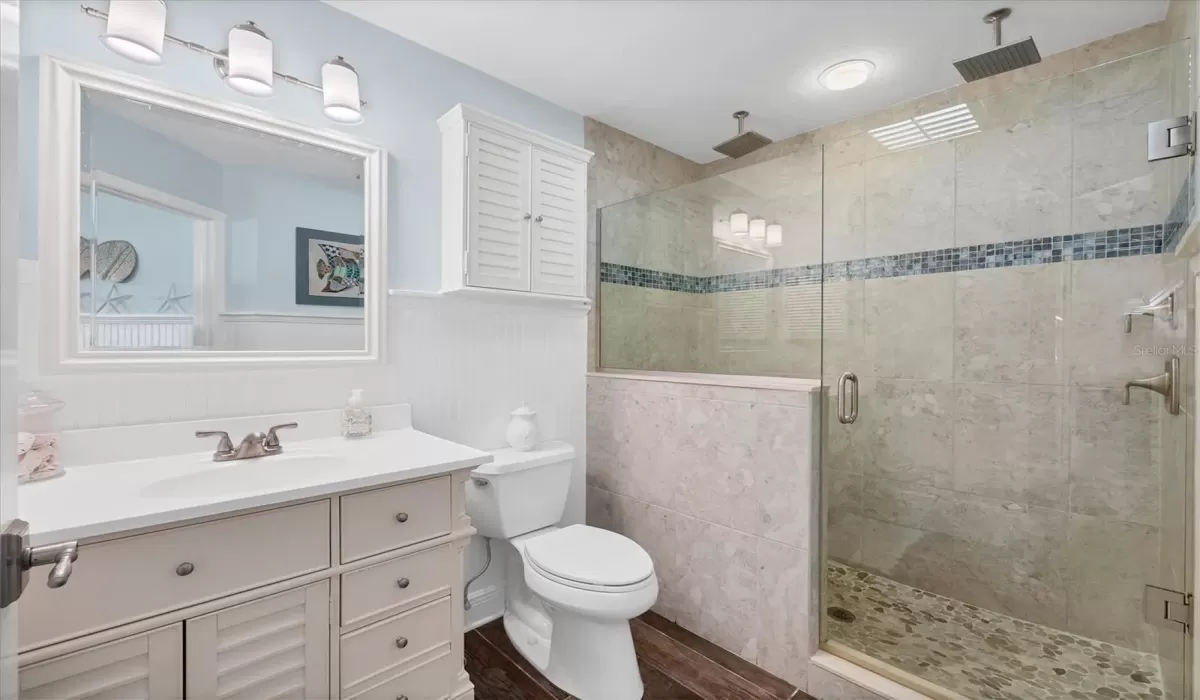 2 Bedrooms Bedrooms, 0 ,2 BathroomsBathrooms,Residential,For Sale,0,D6145498