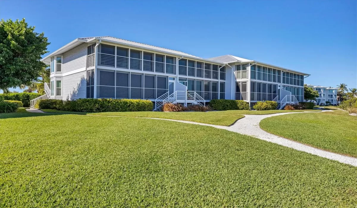 2 Bedrooms Bedrooms, 0 ,2 BathroomsBathrooms,Residential,For Sale,0,D6145498