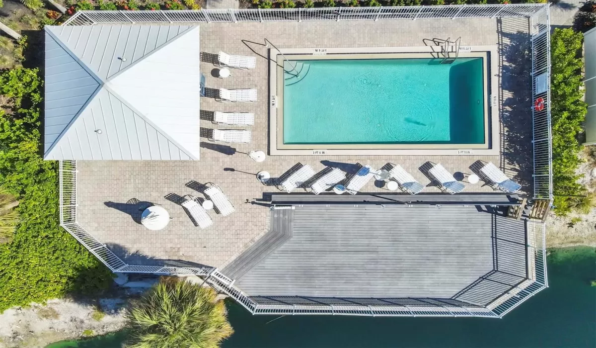 2 Bedrooms Bedrooms, 0 ,2 BathroomsBathrooms,Residential,For Sale,0,D6145498