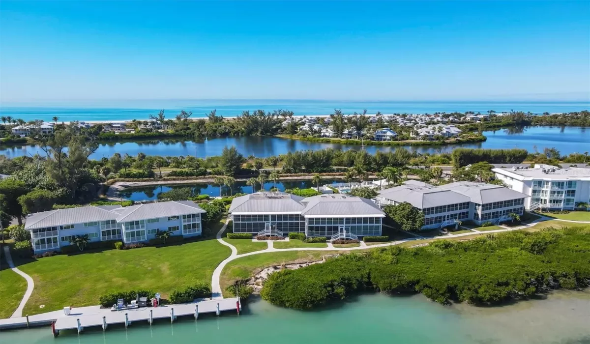 2 Bedrooms Bedrooms, 0 ,2 BathroomsBathrooms,Residential,For Sale,0,D6145498