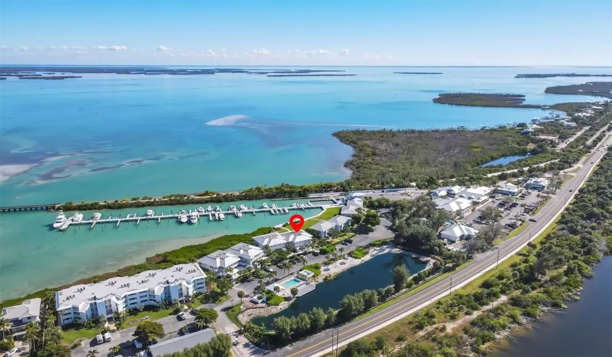 2 Bedrooms Bedrooms, 0 ,2 BathroomsBathrooms,Residential,For Sale,0,D6145498