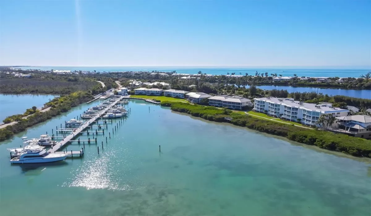 2 Bedrooms Bedrooms, 0 ,2 BathroomsBathrooms,Residential,For Sale,0,D6145498